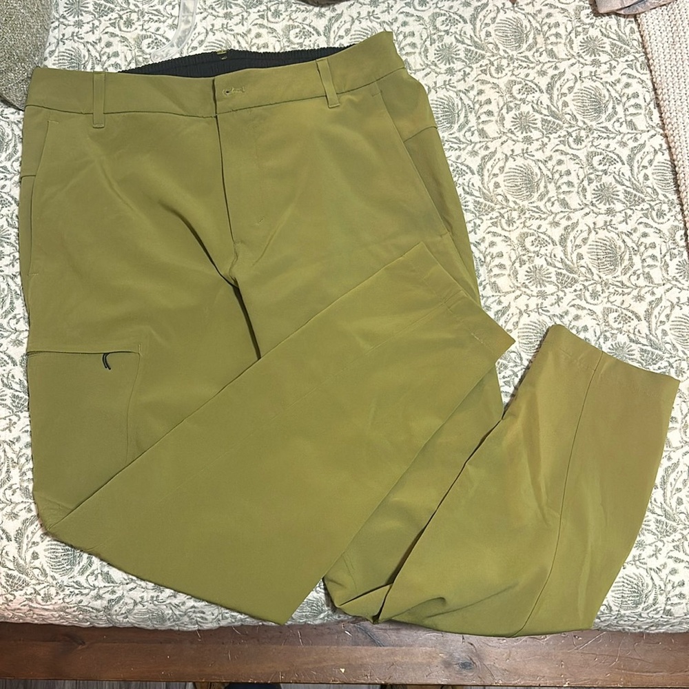 Lululemon Ever Alert Pant 33x30